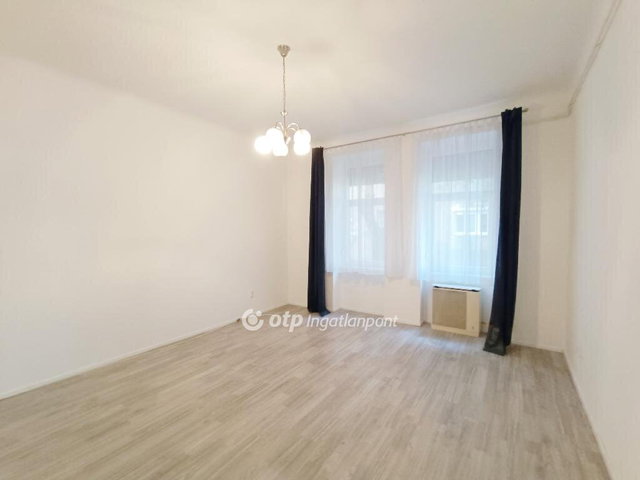 Eladó téglalakás, Budapesten, VIII. kerületben 65 M Ft, 2 szobás