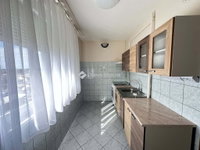 Eladó panellakás, Nagykőrösön 29.5 M Ft, 2 szobás