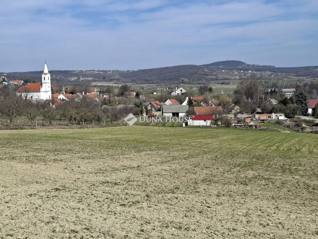 Eladó telek, Balatoncsicsón 26.9 M Ft / költözzbe.hu