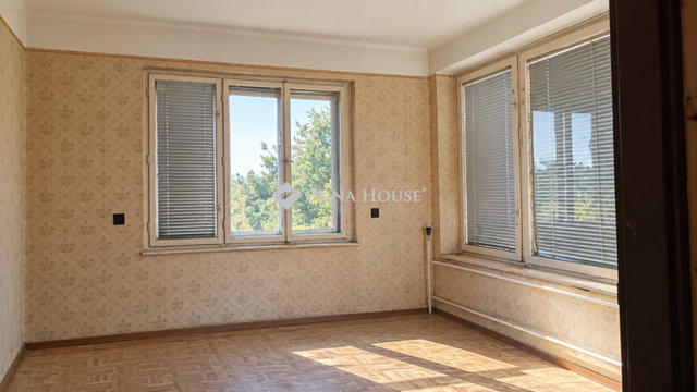 Eladó családi ház, Zsámbokon 69.9 M Ft, 8 szobás