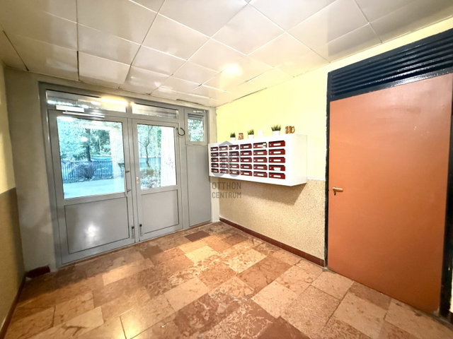 Eladó panellakás, Budapesten, III. kerületben 79.9 M Ft, 3 szobás