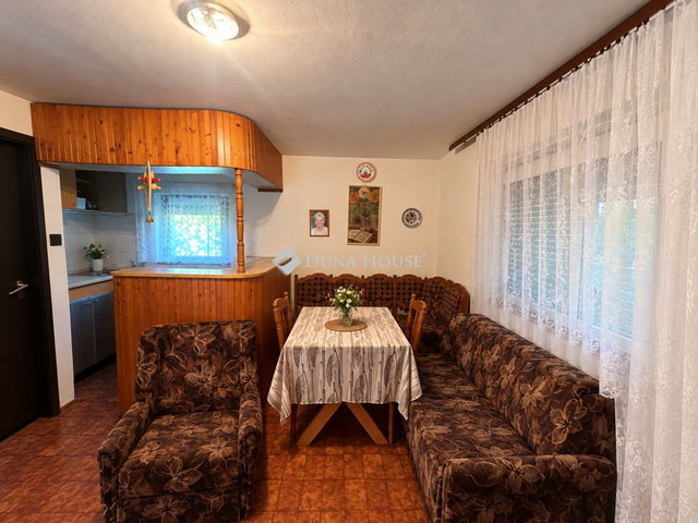 Eladó nyaraló, Tiszakécskén, Hattyú utcában 33.9 M Ft