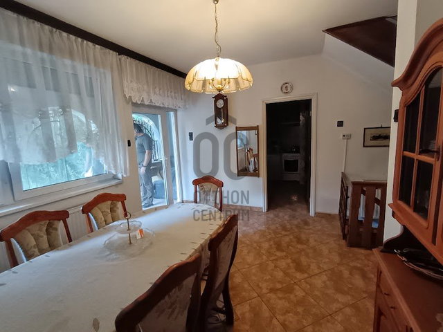 Eladó családi ház, Kalocsán 59.9 M Ft, 5 szobás