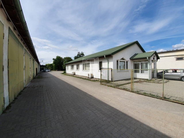 Kiadó iroda, Székesfehérvárott 270 E Ft / hó