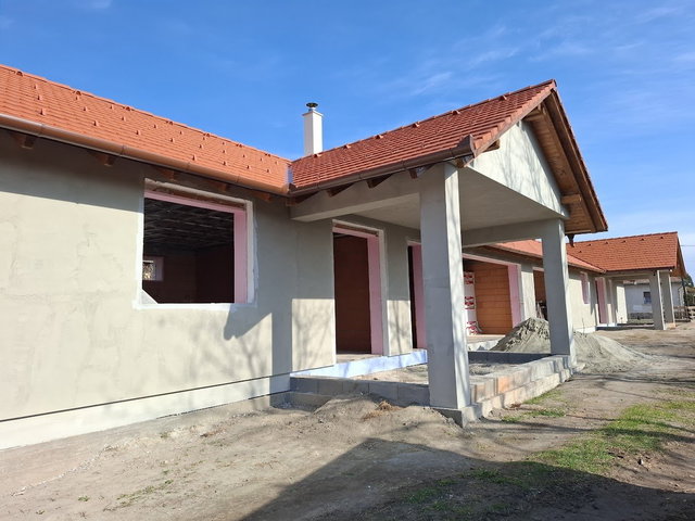 Eladó ikerház, Vasadon 92 M Ft, 4 szobás / költözzbe.hu