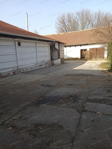 Eladó telek, Budapesten, III. kerületben 200 M Ft