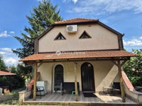 Eladó családi ház, Pécsett 105 M Ft, 2+2 szobás