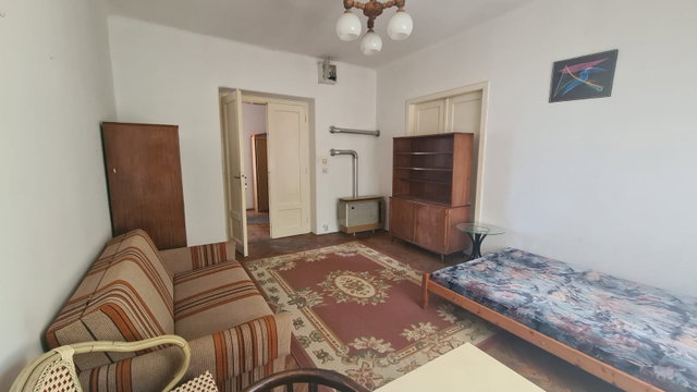 Eladó téglalakás, Pécsett 71 M Ft, 4 szobás