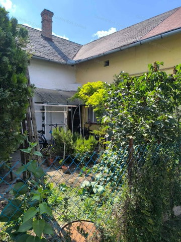 Eladó családi ház, Tiszaföldváron 12.5 M Ft, 3 szobás
