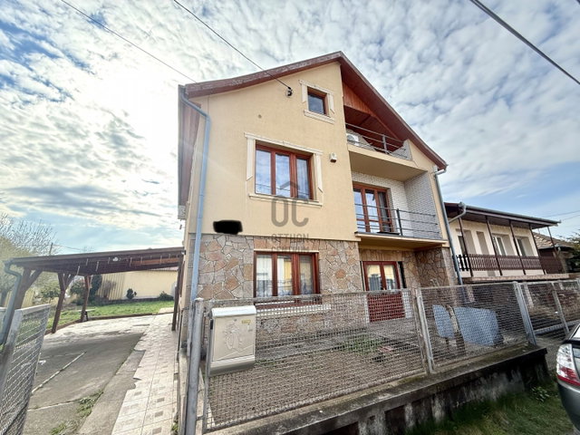 Eladó családi ház, Veresegyházon 124.9 M Ft, 5 szobás