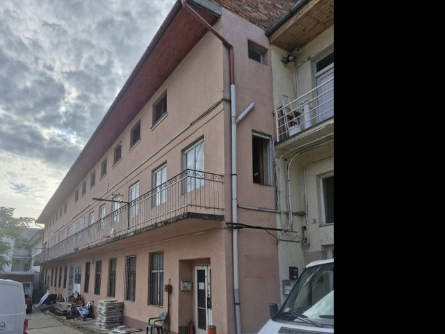 Eladó ipari ingatlan, Budapesten, XIV. kerületben 650 M Ft