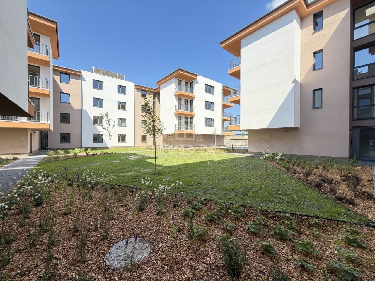 1 hálószoba · 70 m² · 400.000 Ft