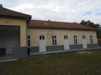 Eladó hotel, Pakson 98 M Ft / költözzbe.hu