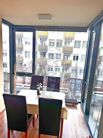 Kiadó téglalakás, albérlet, XI. kerületben, Váli utcában