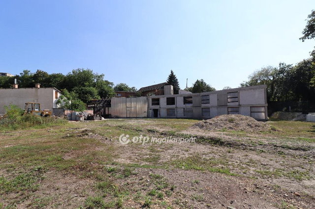 Eladó ipari ingatlan, Budapesten, X. kerületben 550 M Ft