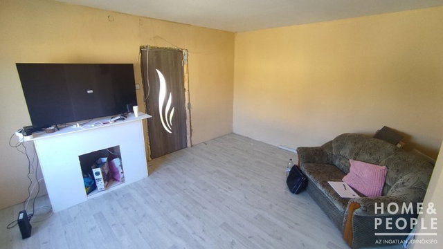 Eladó családi ház, Hódmezővásárhelyen 29.9 M Ft, 2 szobás