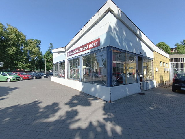 Eladó üzlethelyiség, Hódmezővásárhelyen 34 M Ft
