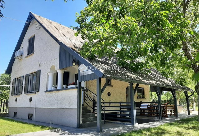 Eladó családi ház, Cserkeszőlőn 65 M Ft, 3 szobás