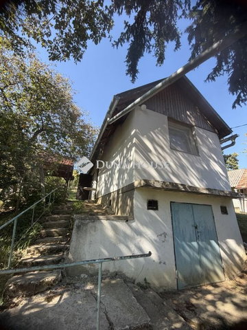 Eladó családi ház, Lovásziban 13.5 M Ft, 1 szobás