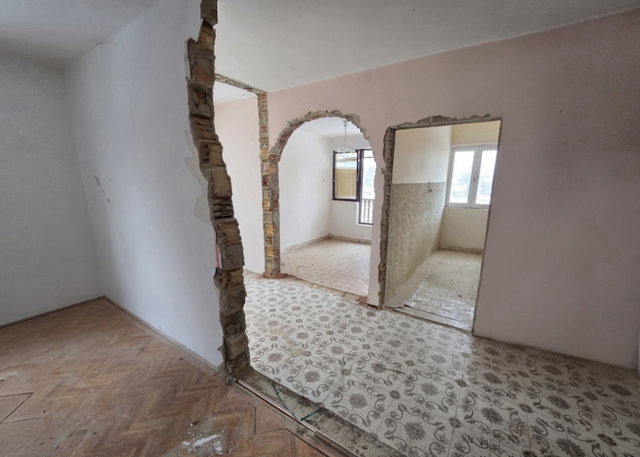 Eladó családi ház, Székesfehérvárott 69.9 M Ft, 5 szobás