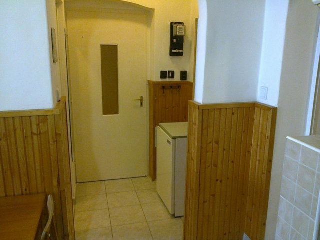 Kiadó téglalakás, albérlet, Pécsett 130 E Ft / hó, 1+1 szobás