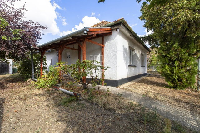 Eladó családi ház, Budapesten, XVII. kerületben 78.99 M Ft