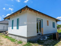 Eladó ikerház