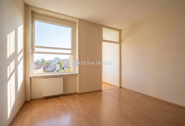 Eladó téglalakás, Budapesten, X. kerületben 95.5 M Ft, 5 szobás
