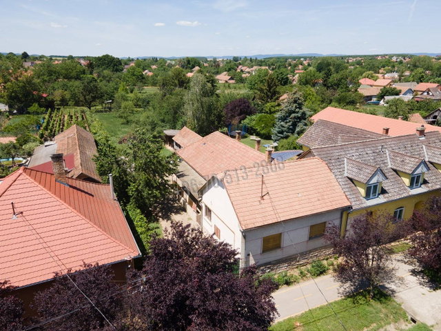 Eladó családi ház, Érsekvadkerten 42.9 M Ft, 4 szobás