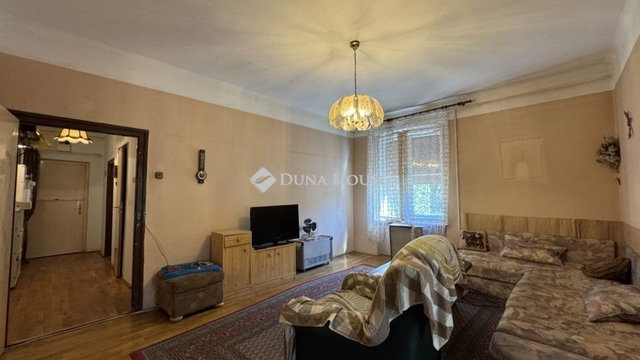 Eladó téglalakás, Szentendrén 57 M Ft, 2 szobás