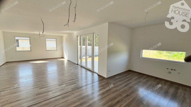 Eladó családi ház, Kecskeméten 92 M Ft, 4 szobás