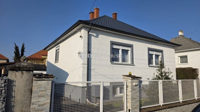 Eladó családi ház, Szombathelyen 96 M Ft, 6 szobás