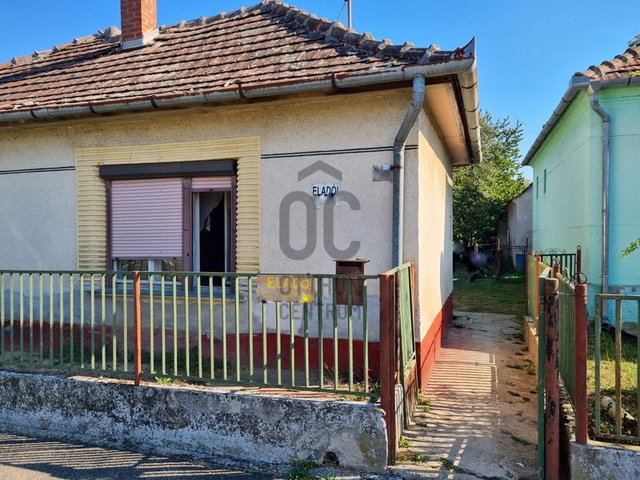 Eladó családi ház, Alsórajkon 9.8 M Ft, 2 szobás