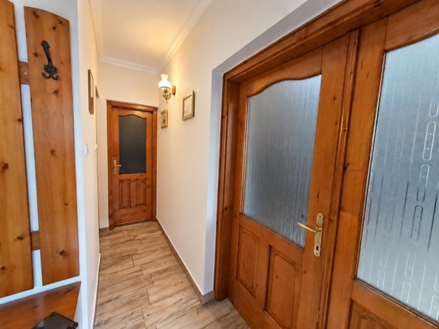 Eladó családi ház, Budapesten, XV. kerületben 195 M Ft, 8 szobás