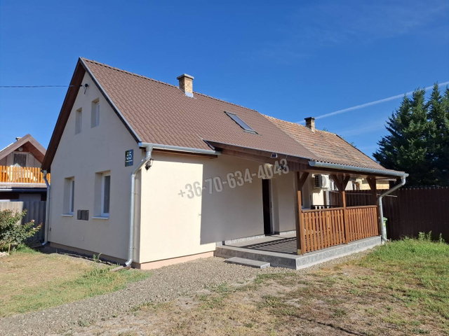 Eladó ikerház, Csörögön 56.9 M Ft, 2+2 szobás