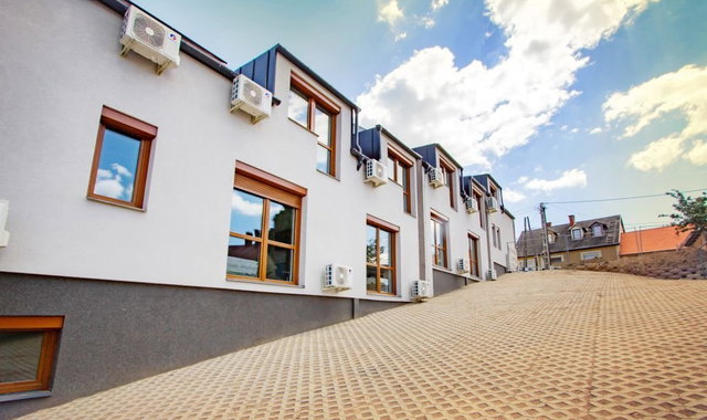 Kiadó téglalakás, albérlet, Balatonkenesén 350 E Ft / hó