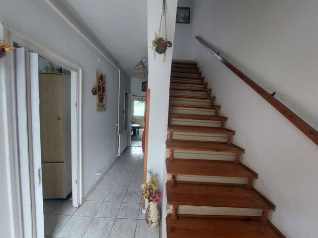 Eladó sorház, Esztergomban, Szentkirályi utcában 49.5 M Ft