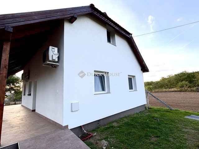 Eladó családi ház, Vajtán 47 M Ft, 3 szobás
