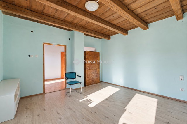 Eladó családi ház, Mányon 138 M Ft, 3 szobás