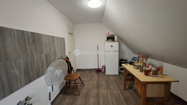 Eladó téglalakás, Őrbottyánban 49.9 M Ft, 3 szobás