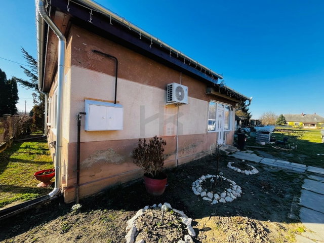 Eladó családi ház, Bolhóban 27 M Ft, 2 szobás