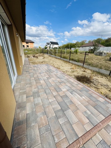 Eladó családi ház, Vácrátóton 105 M Ft, 5 szobás