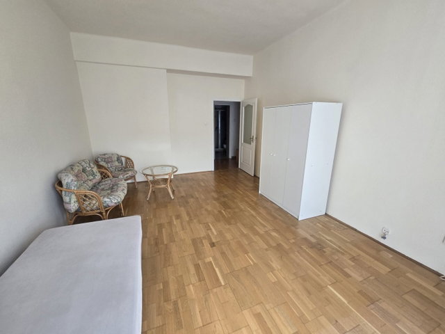 Kiadó téglalakás, albérlet, V. kerületben, Balaton utcában