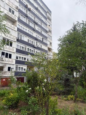 Eladó téglalakás, Nyíregyházán 35.9 M Ft, 2 szobás