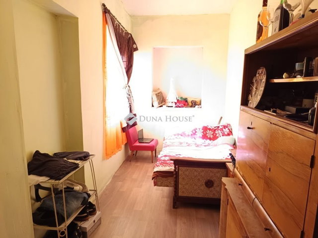 Eladó családi ház, Tápiószentmártonon 30 M Ft, 4 szobás