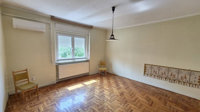 Eladó családi ház, Szadán 84.5 M Ft, 3 szobás