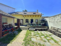 Eladó családi ház, XV. kerületben, Szentmihályi úton 89.9 M Ft