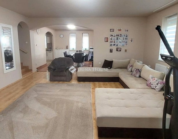 Eladó családi ház, Debrecenben 164.99 M Ft, 4 szobás