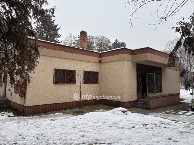 Eladó üzlethelyiség, Mohácson 57.65 M Ft / költözzbe.hu
