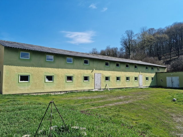 Eladó ipari ingatlan, Komlón 45 M Ft / költözzbe.hu